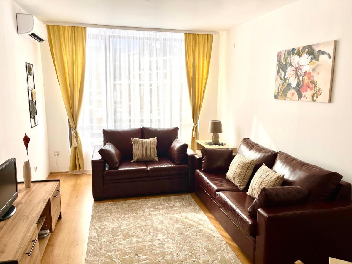 Pirin Dream View Apartment Razlog Exterior foto
